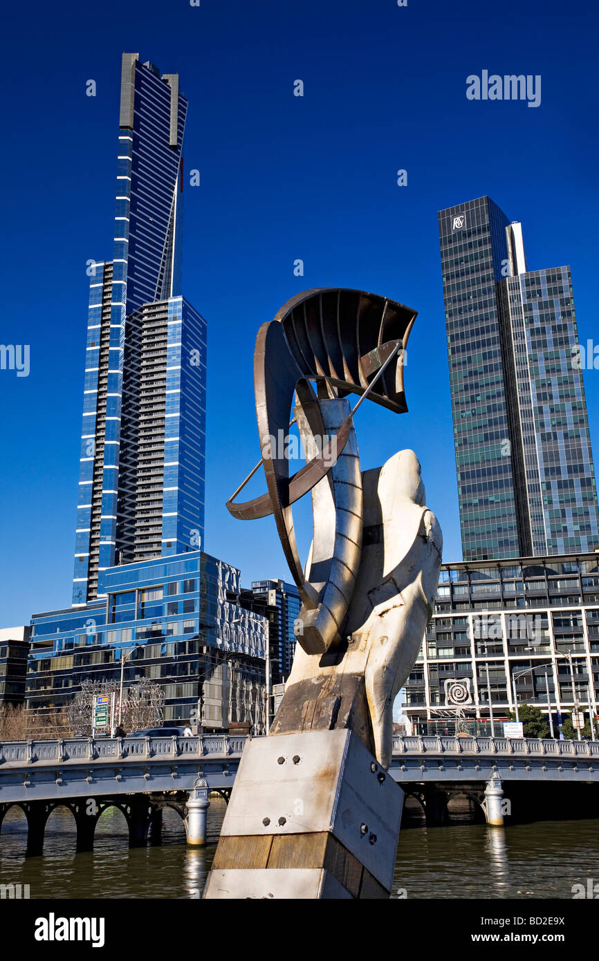 Melbourne Sculptures / "Enterprize Wharf Sculptures" beside Melbourne`s